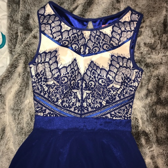 Perfect for prom! blue nude lace full skirt dress - Picture 2 of 4